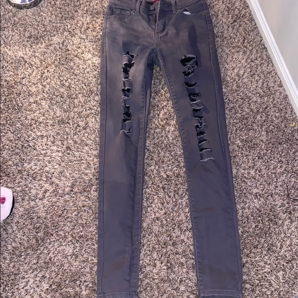 grey jeans